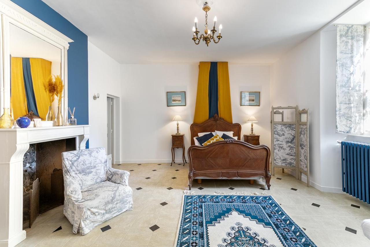 Apartment In A 17Th Century Manoir - Chateau Isle Marie Picauville Extérieur photo